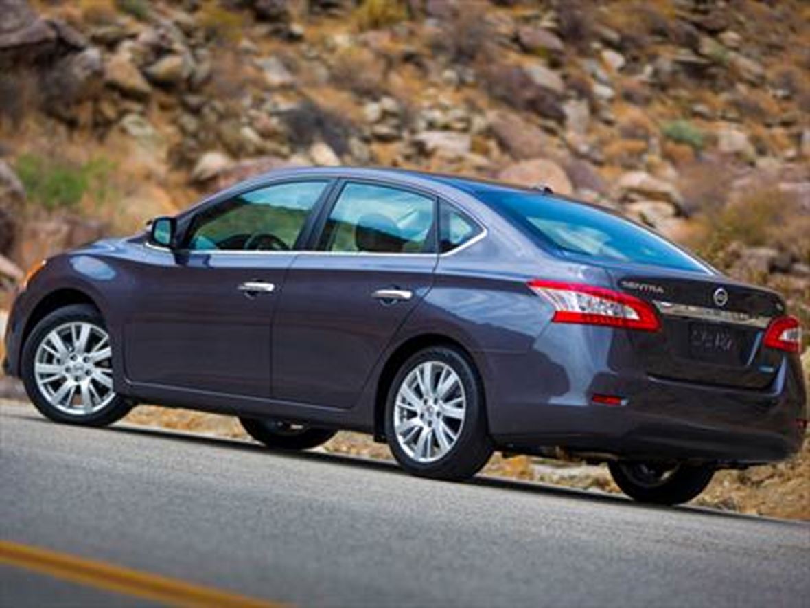 2013 Nissan Sentra for Sale by Owner in Pueblo, CO 81003