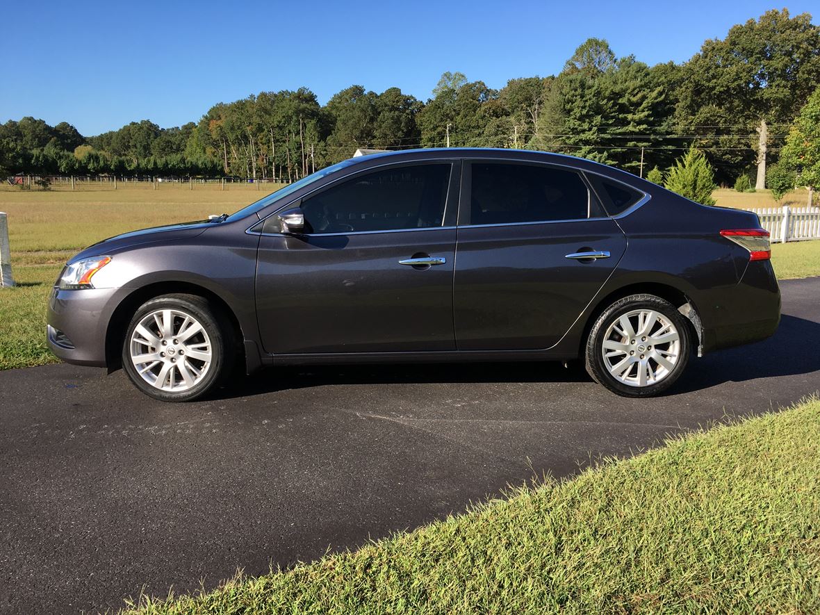 2014 Nissan Sentra for sale by owner in Georgetown