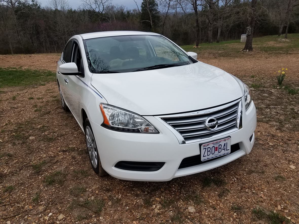 2014 Nissan Sentra for sale by owner in Clinton
