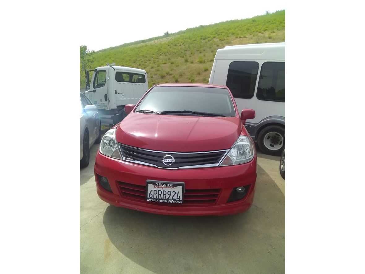 2011 Nissan Versa for sale by owner in Fairfield