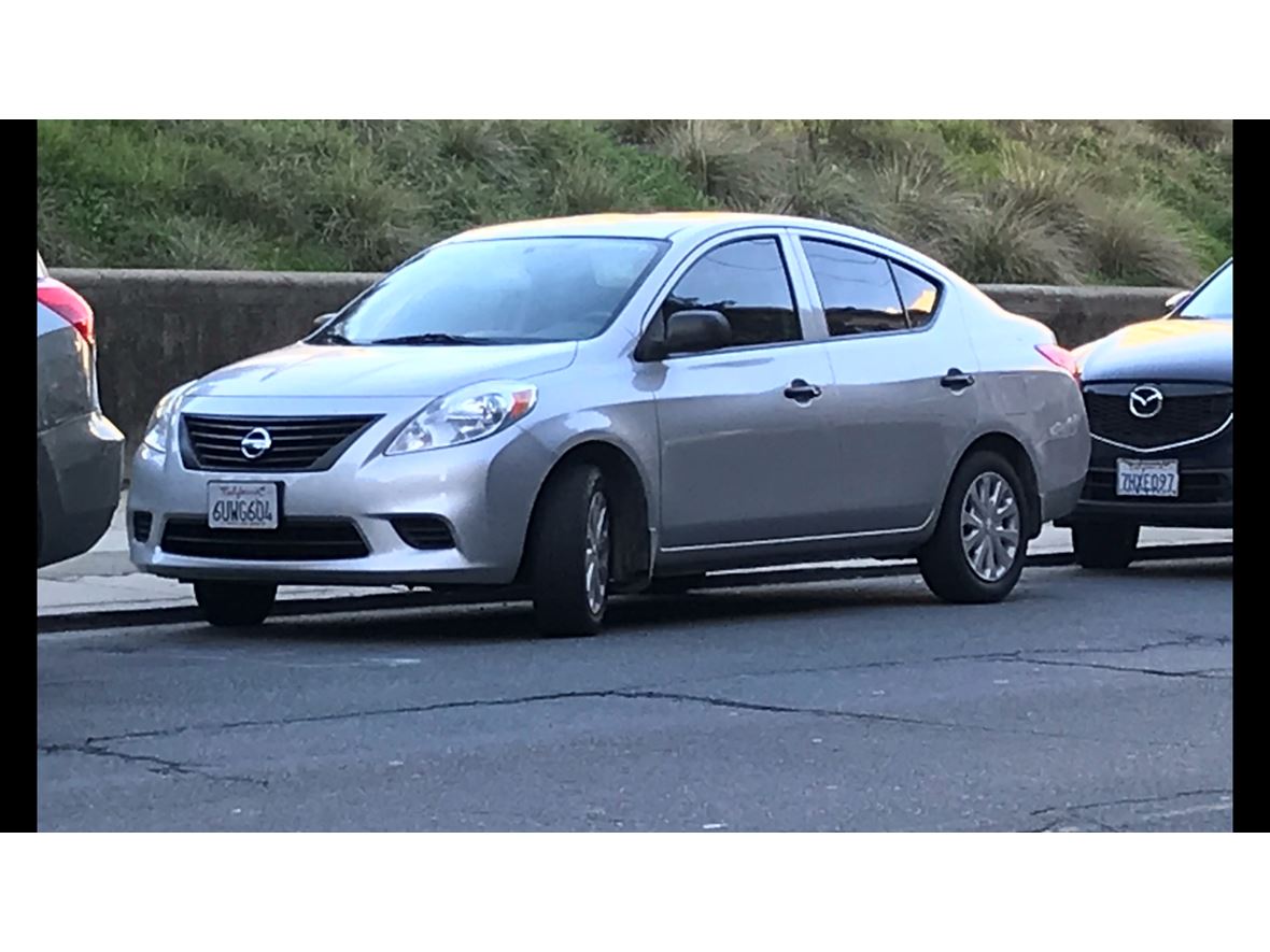 2012 Nissan Versa for sale by owner in San Francisco