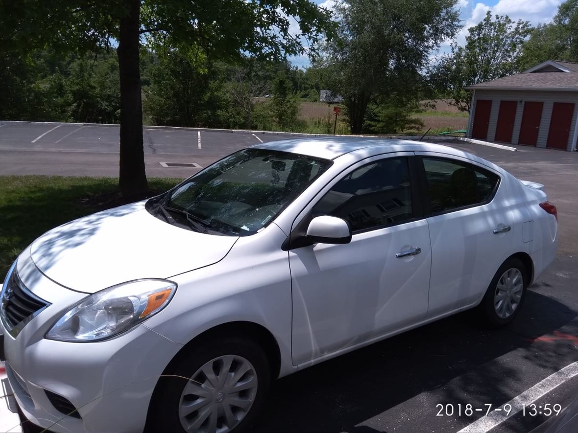2013 Nissan Versa for sale by owner in O Fallon