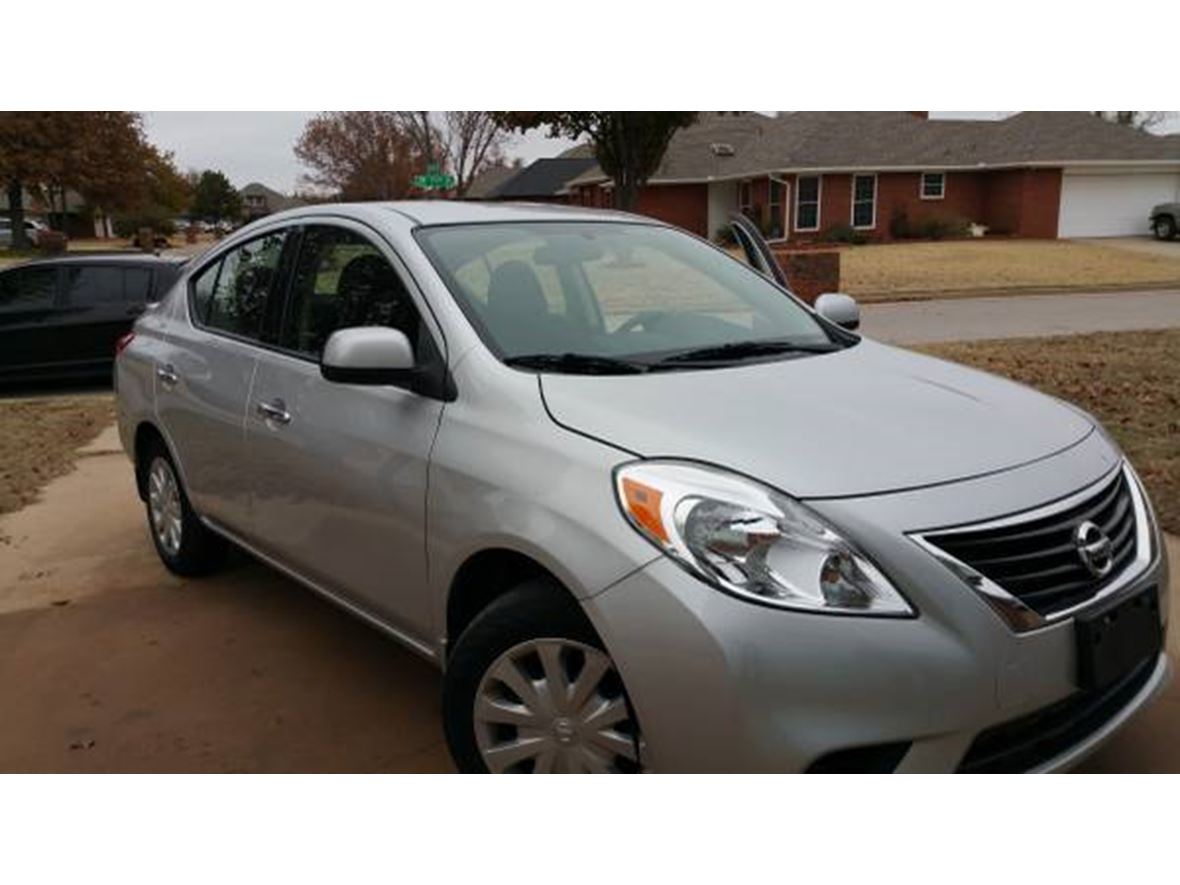 2014 Nissan Versa for Sale by Owner in Oklahoma City, OK 73198