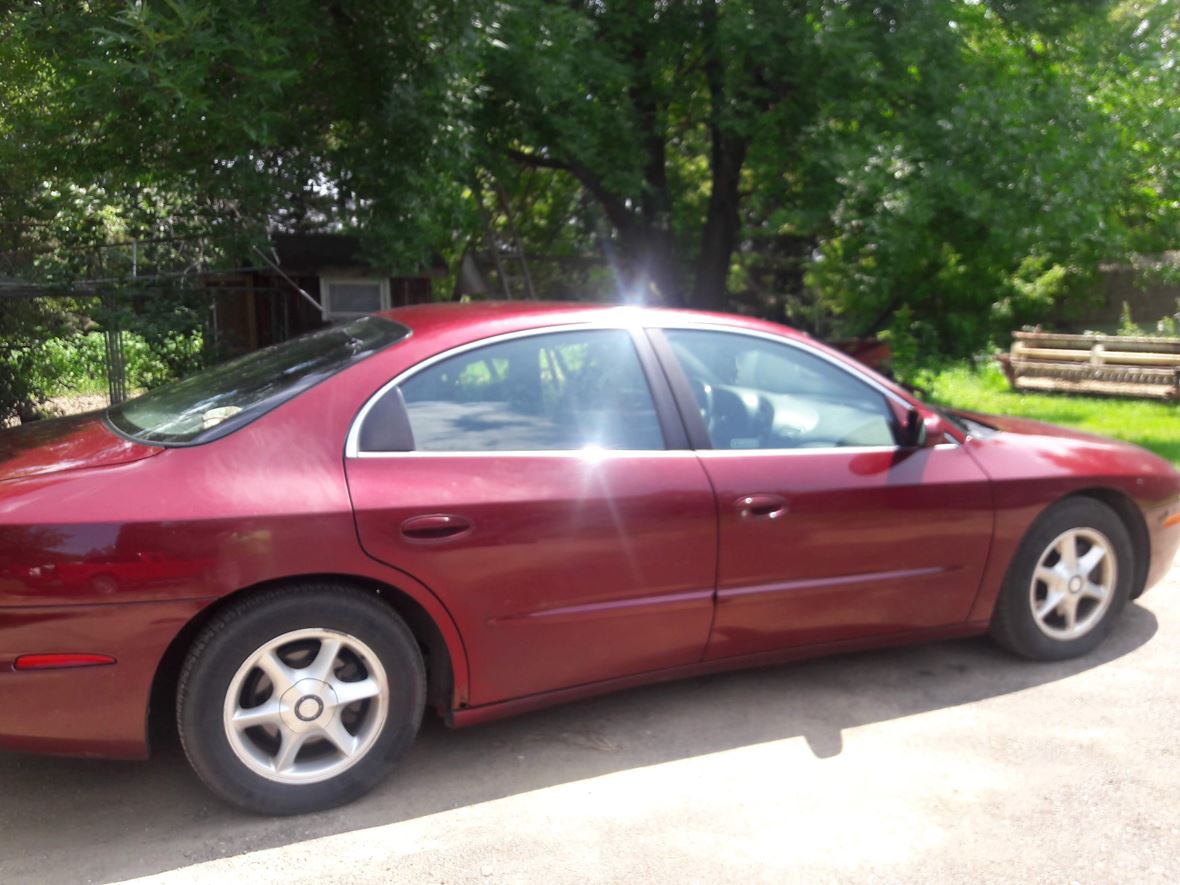 2001 Oldsmobile Aroura for sale by owner in Annandale
