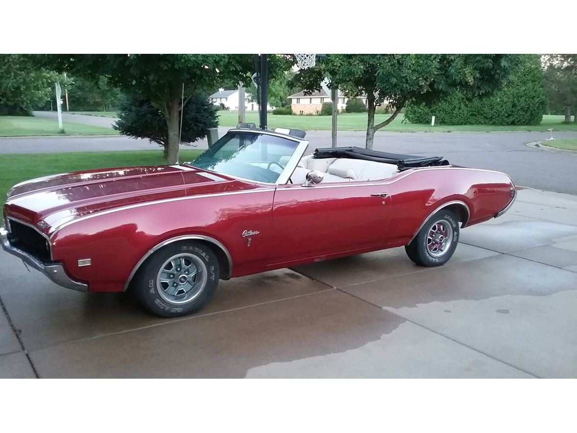 1969 Oldsmobile Cutlass for sale by owner in Chippewa Falls
