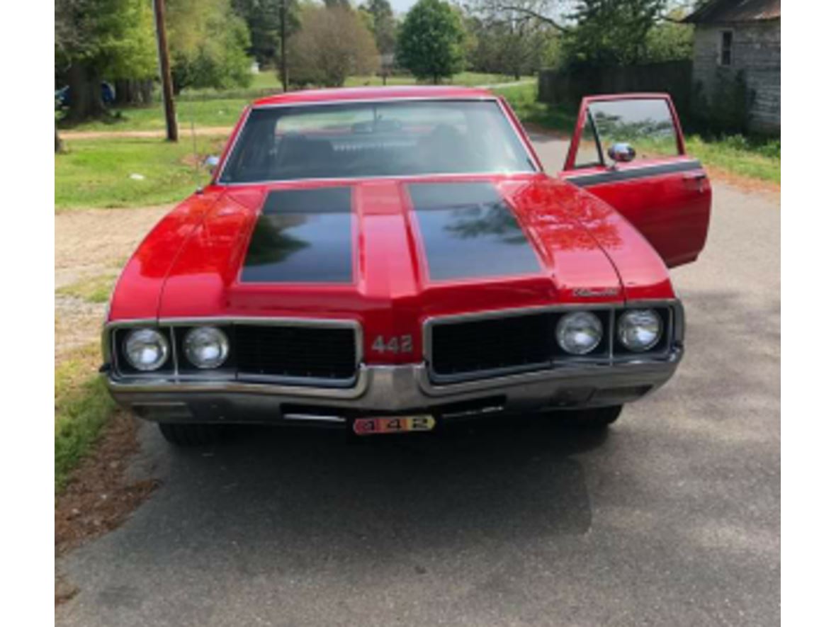 1969 Oldsmobile Cutlass for sale by owner in Hickory Grove