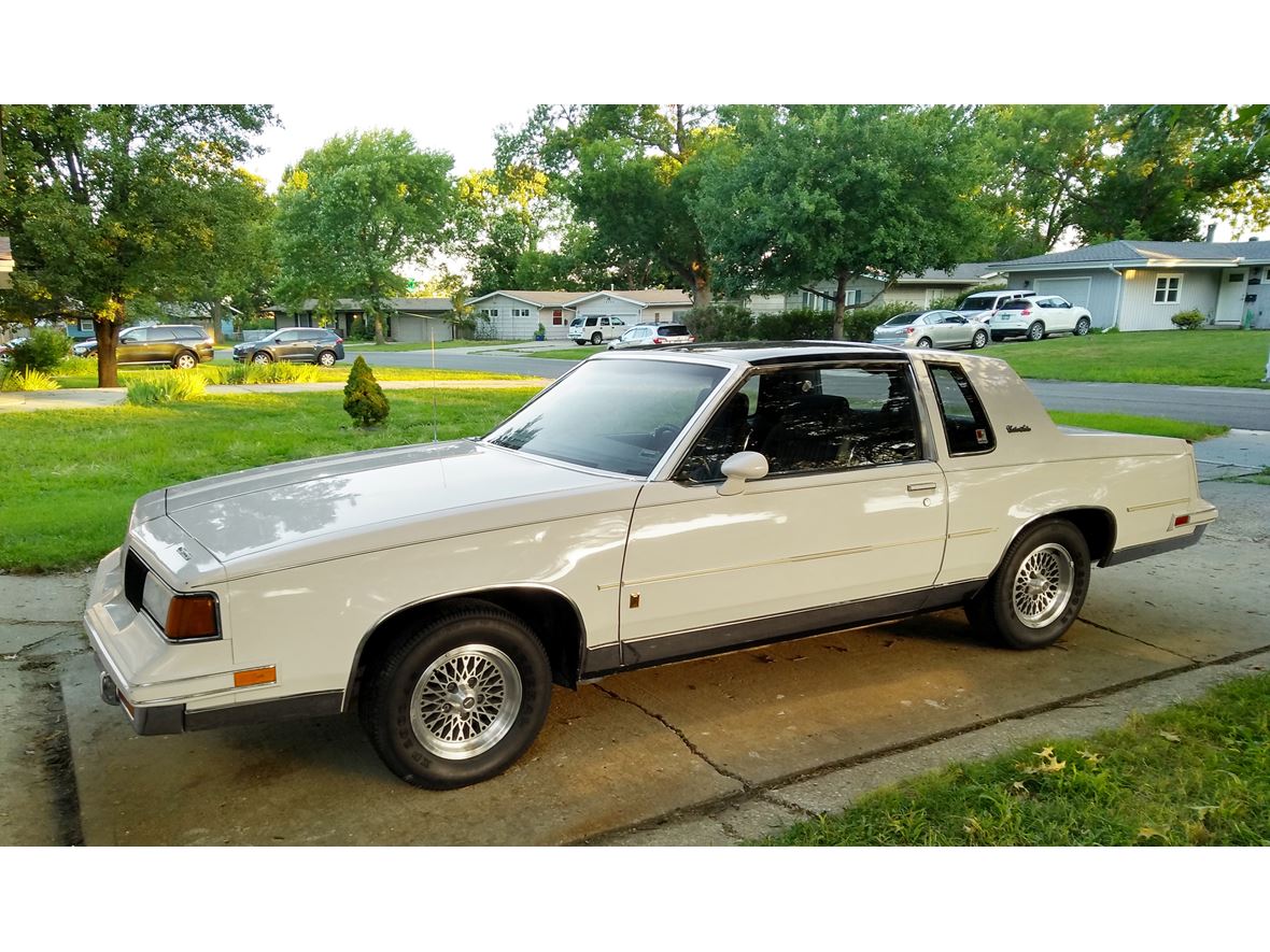 1987 Oldsmobile Cutlass Salon Classic Car Lenexa, KS 66215