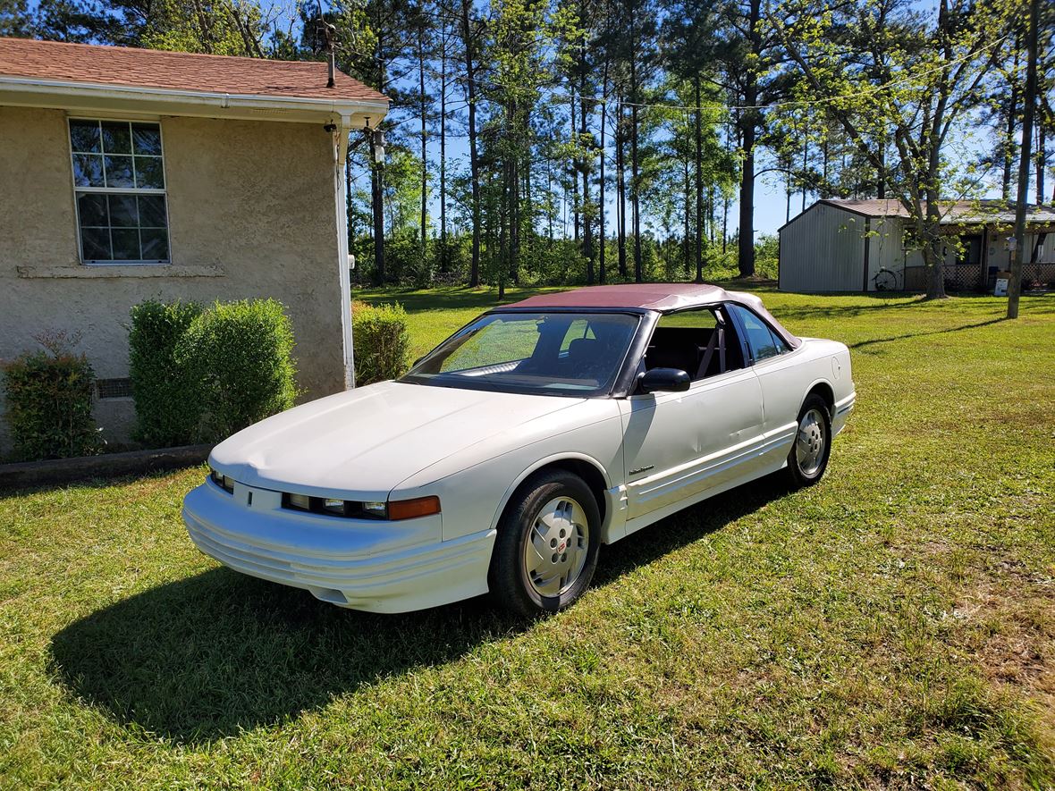 1992 Oldsmobile Cutlass Supreme for sale by owner in Chauncey