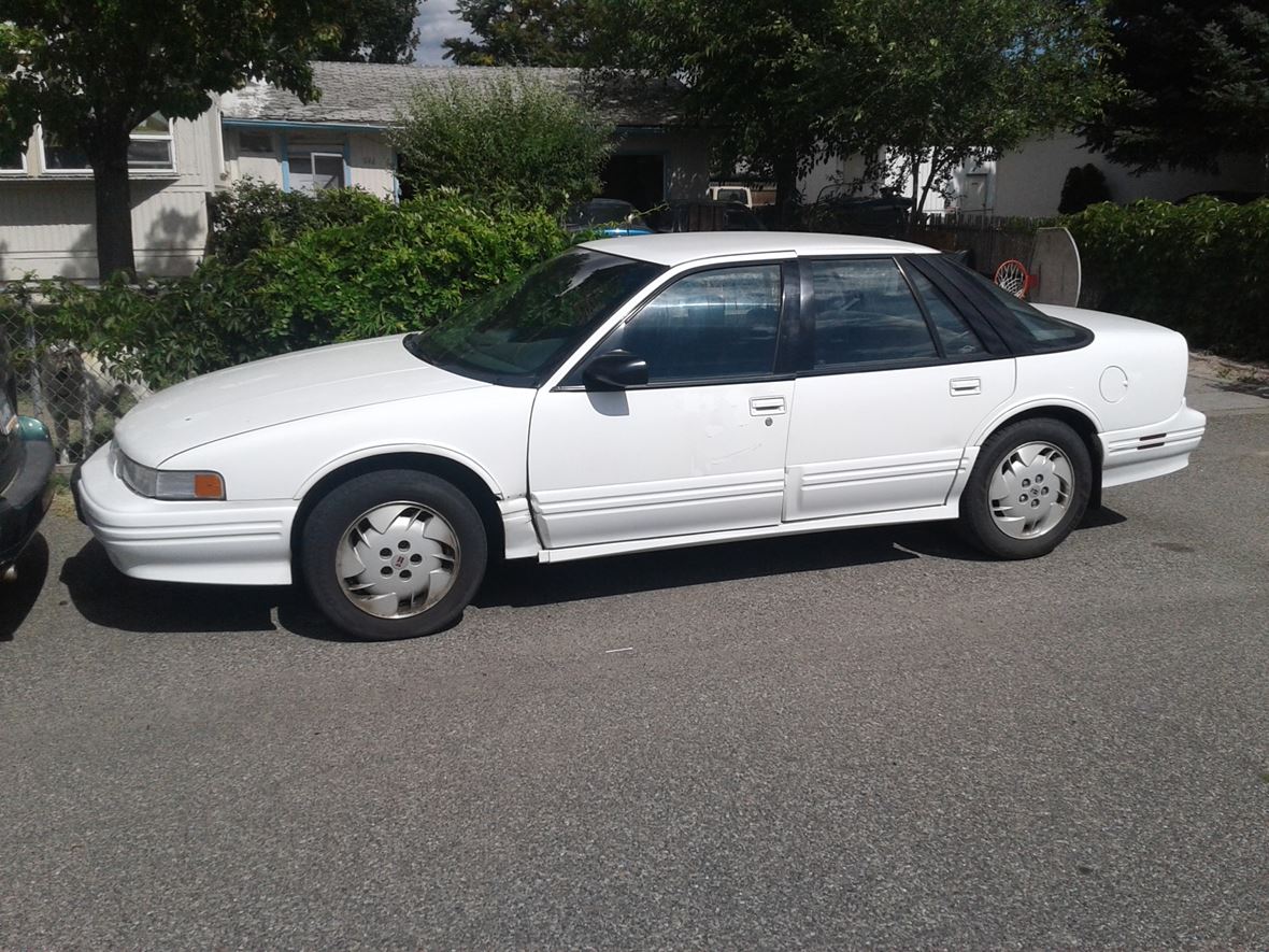 1997 Oldsmobile Cutlass Supreme for sale by owner in West Richland