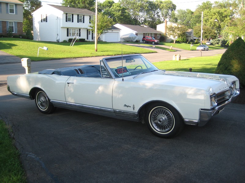 1965 Oldsmobile Starfire Antique Car Liverpool, NY 13088
