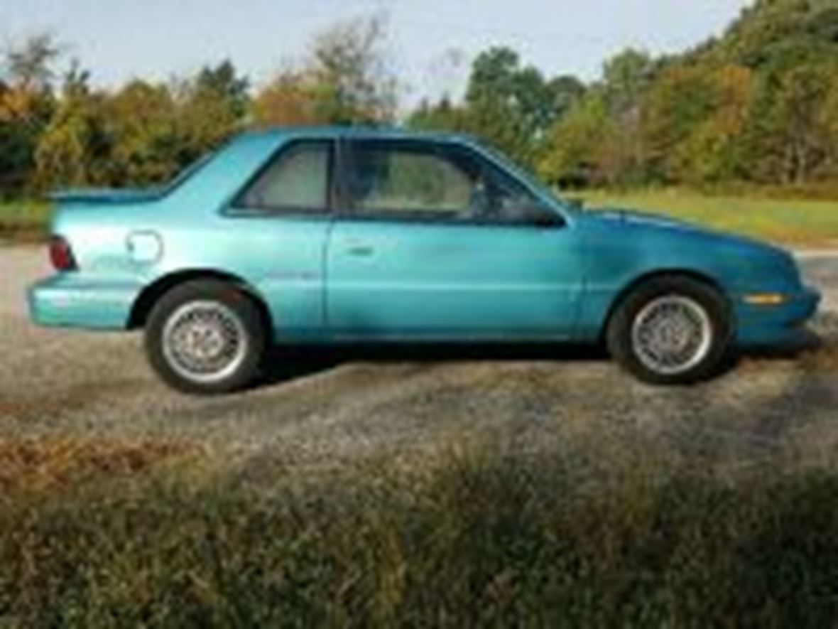1994 Plymouth Sundance for sale by owner in Tamaqua