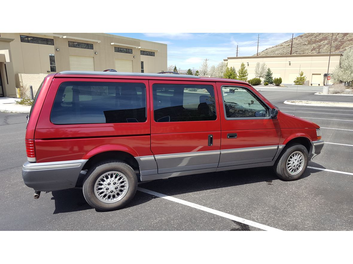 1993 Plymouth Voyager for sale by owner in Reno