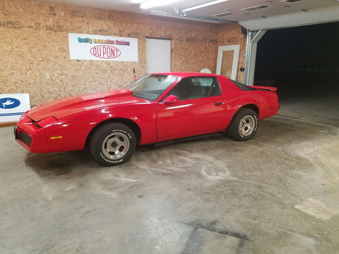 1985 Pontiac Firebird for sale by owner in Hartford