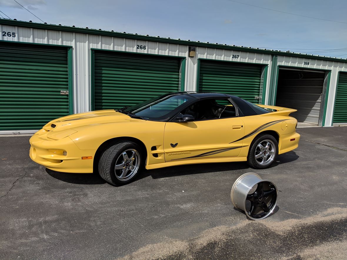 2002 Pontiac Firebird trans am for sale by owner in Grants Pass