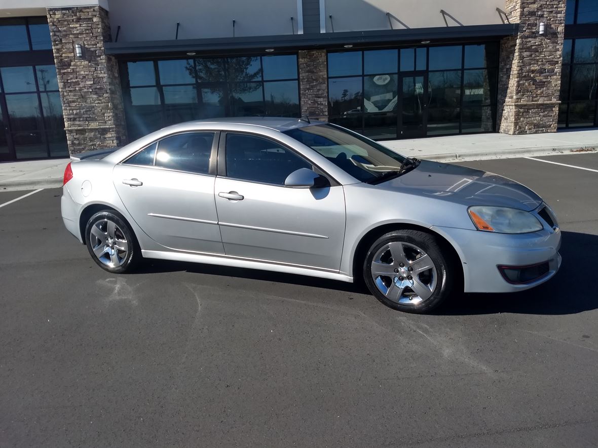 2010 Pontiac G6 for sale by owner in High Point