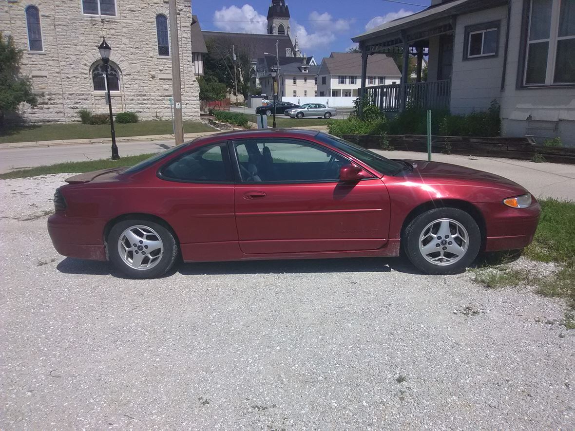 2001 Pontiac Grand Prix for sale by owner in Waukesha