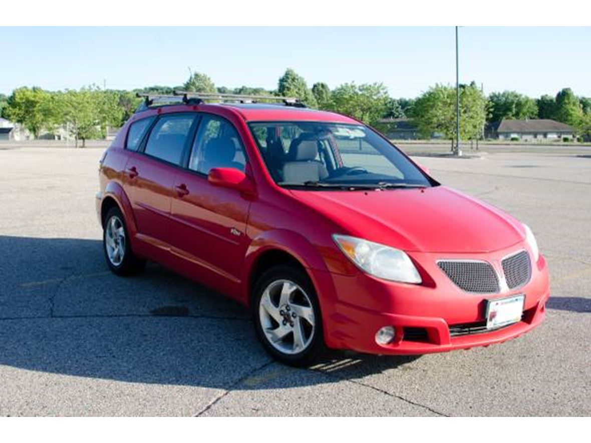 2005 Pontiac Vibe for sale by owner in Rochester