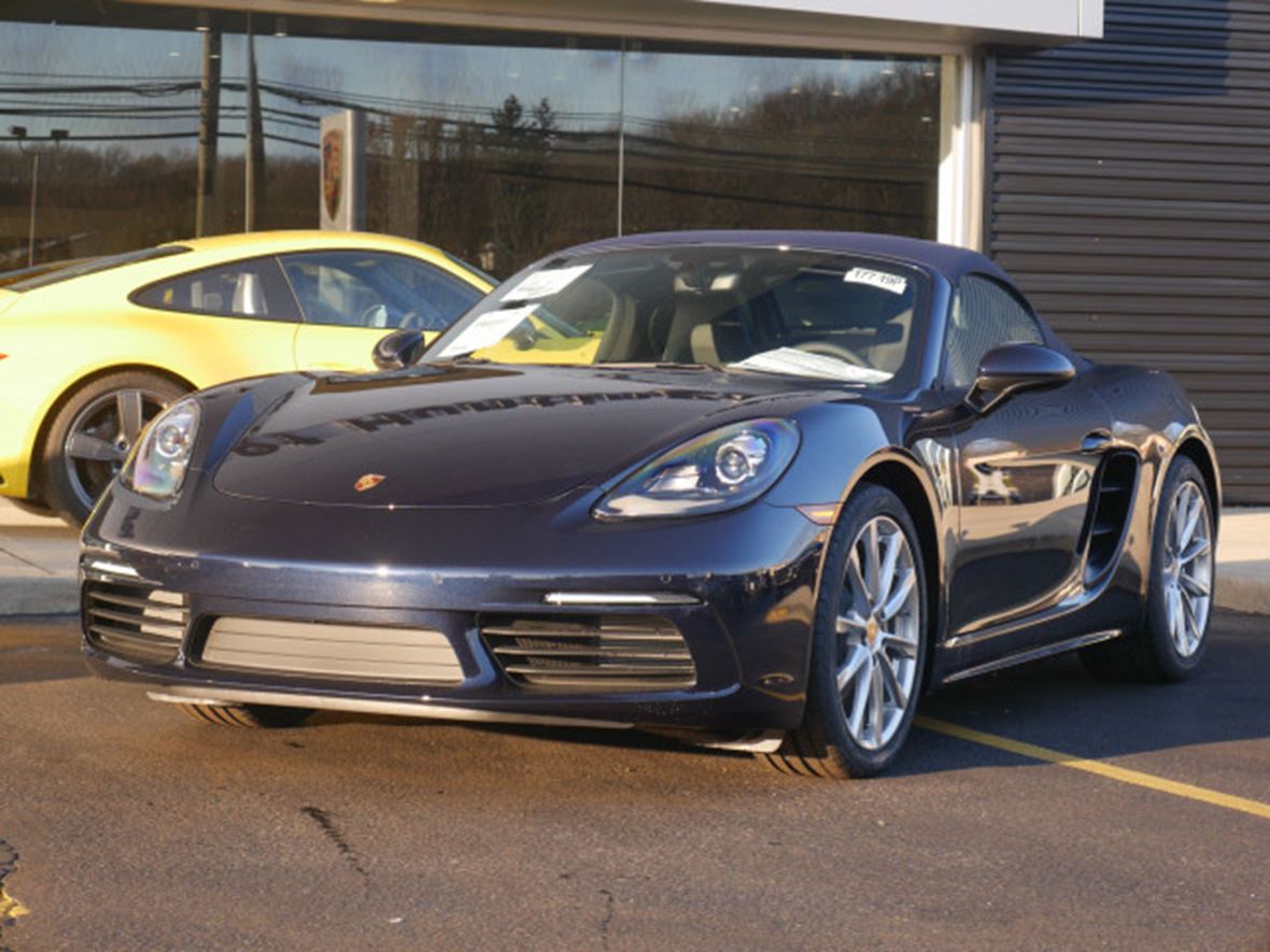 2019 Porsche 718 Boxster for sale by owner in Huntington Station