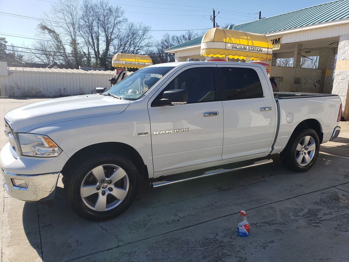 2012 RAM 1500 Bighorn for sale by owner in Macon