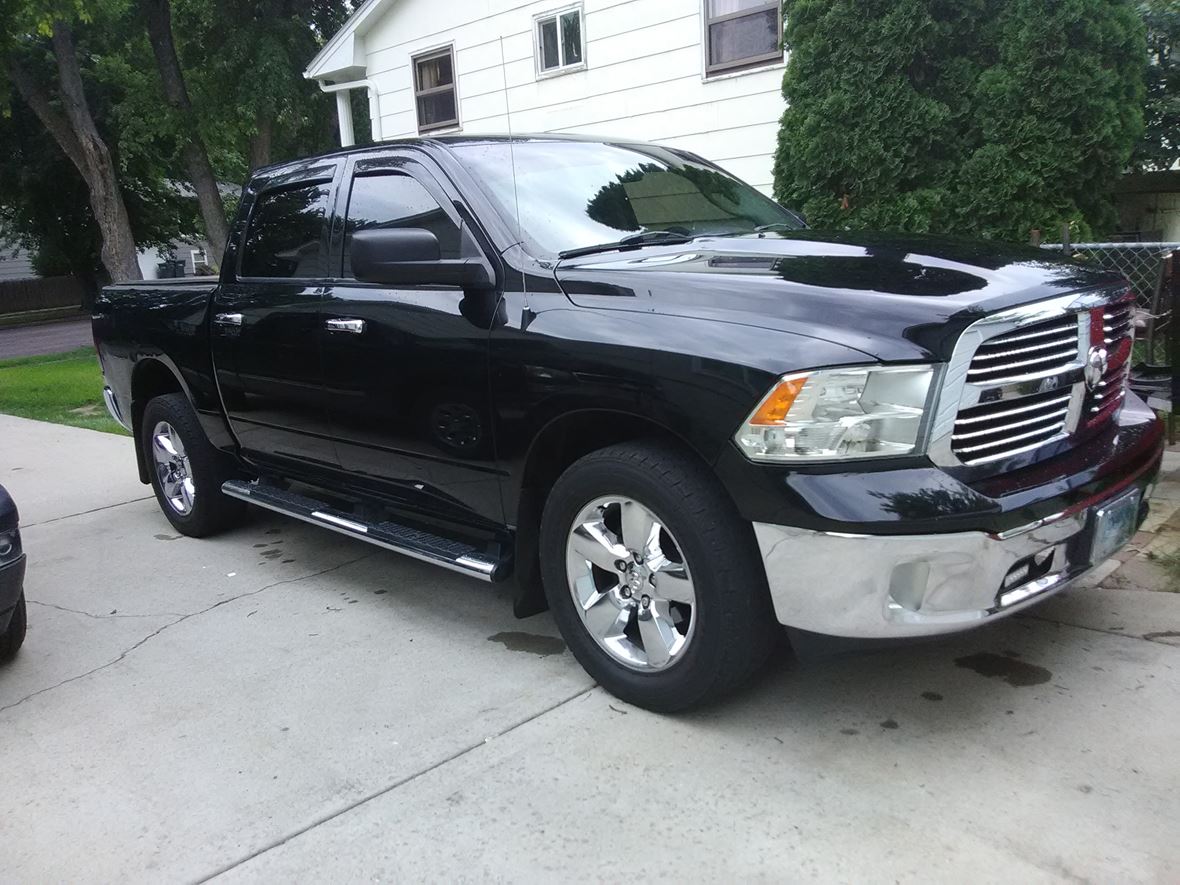 2014 RAM 1500 for sale by owner in Sioux Falls