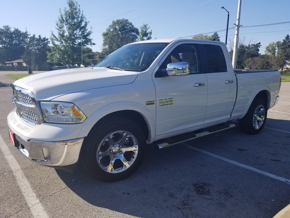 2017 RAM 1500 for Sale by Owner in Louisville, KY 40229