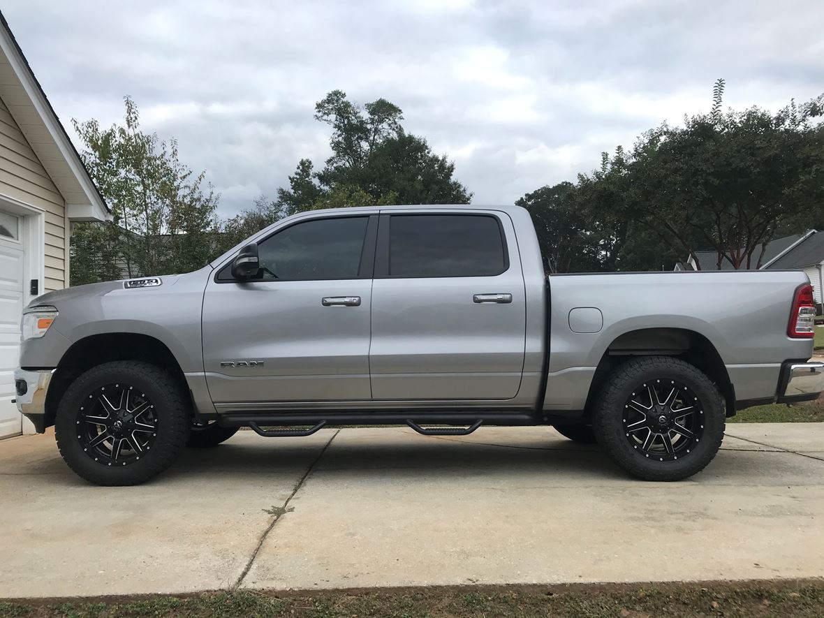 2019 RAM 1500 for sale by owner in Greenville