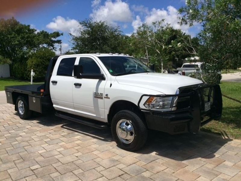 2014 RAM 3500 for sale by owner in PORT SAINT LUCIE