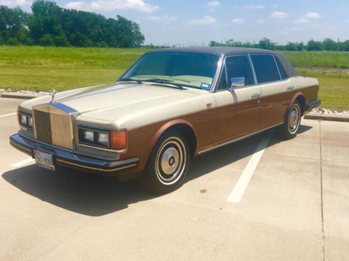 1986 Rolls-Royce Silver Spur for sale by owner in Rock Island