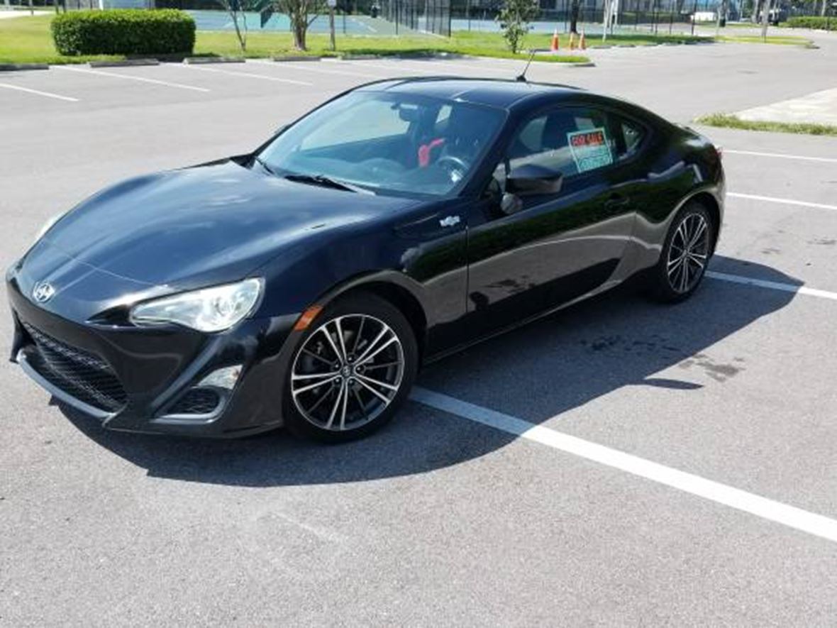 2013 Scion FR-S for sale by owner in Wesley Chapel