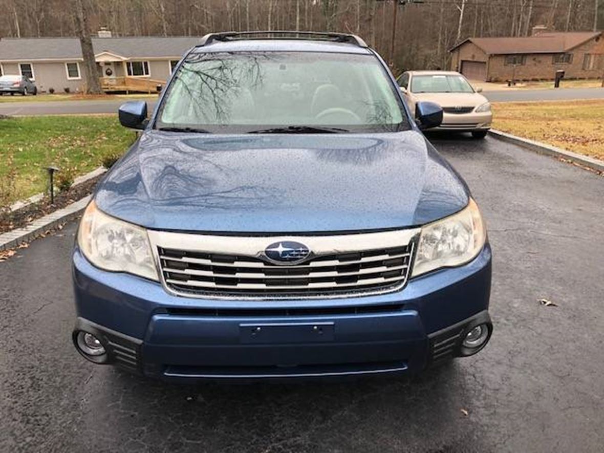 2009 Subaru Forester for sale by owner in Jacksonville