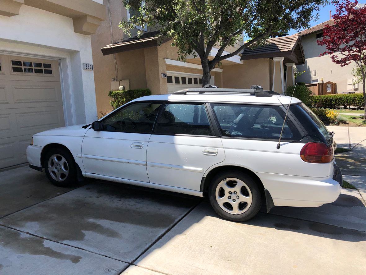 1999 Subaru Outback for sale by owner in Long Beach