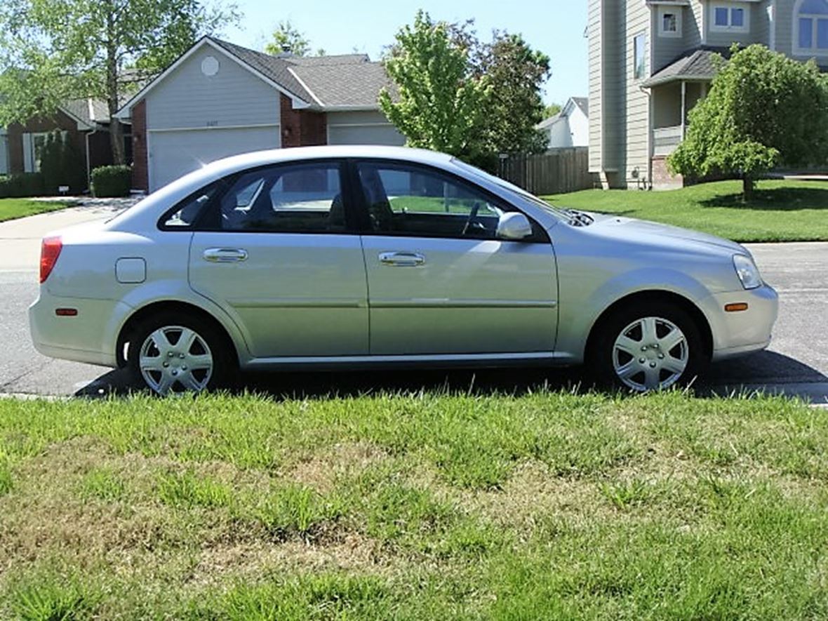 2008 Suzuki Forenza for sale by owner in Wichita