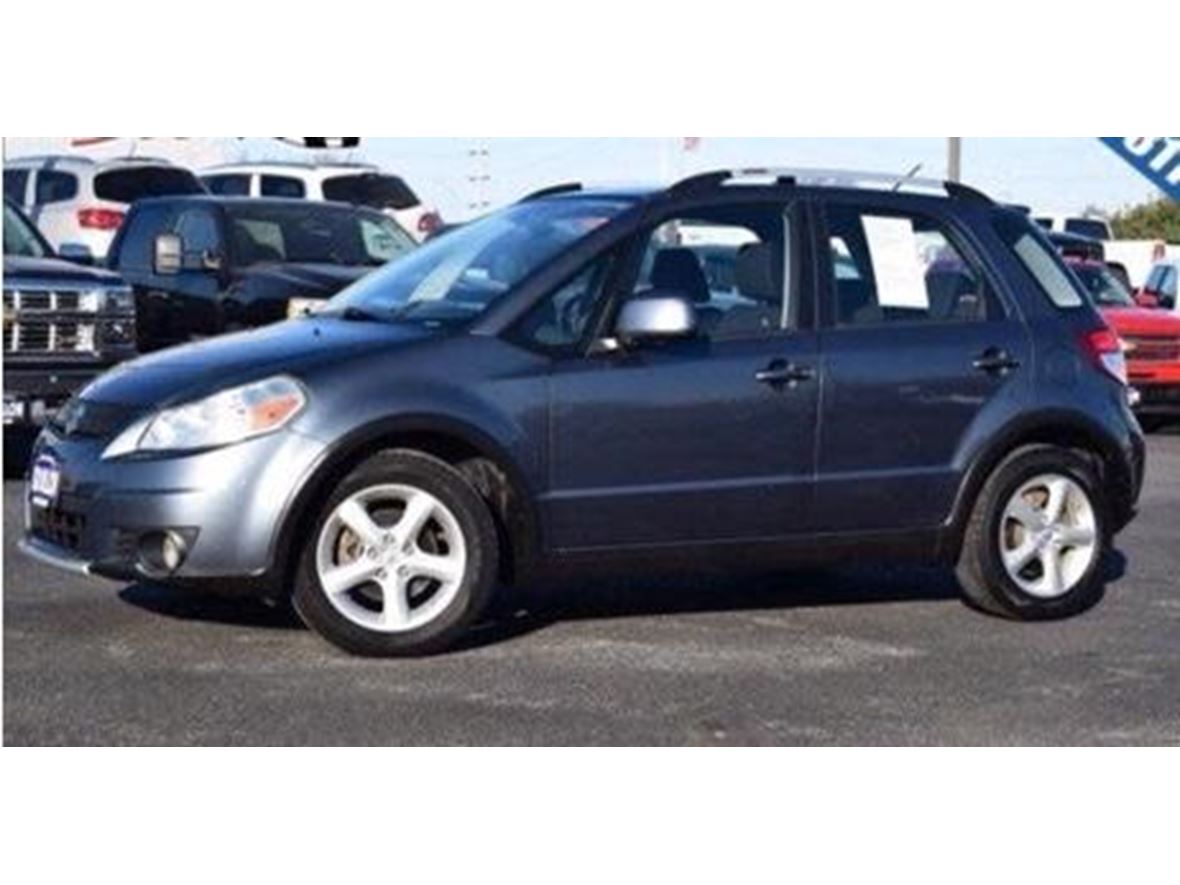 2009 Suzuki SX4 for sale by owner in Buffalo Grove