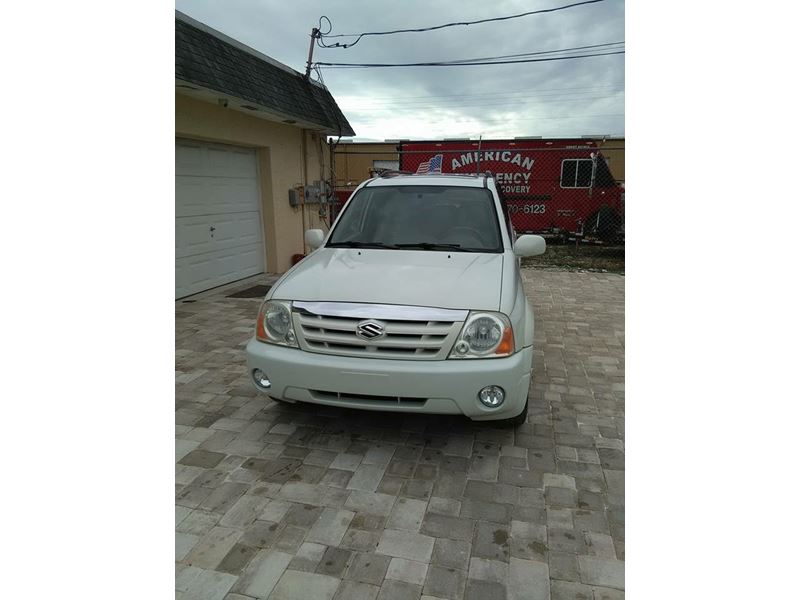 2004 Suzuki XL7 for sale by owner in Cape Coral
