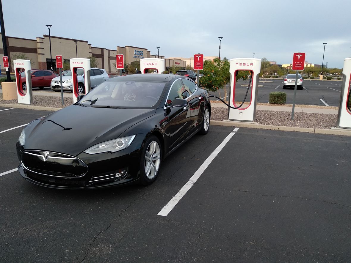 2014 Tesla Model S for sale by owner in Chandler