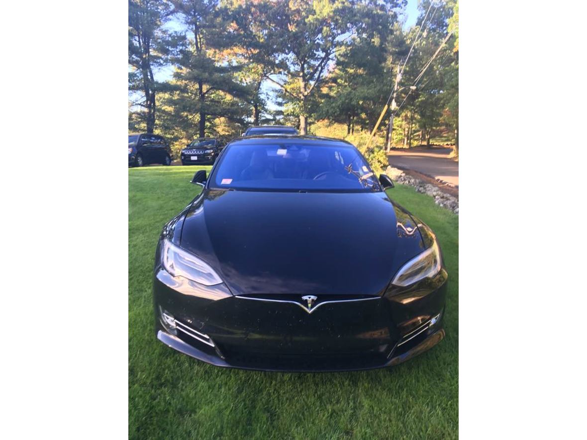 2016 Tesla Model S for sale by owner in Plainville