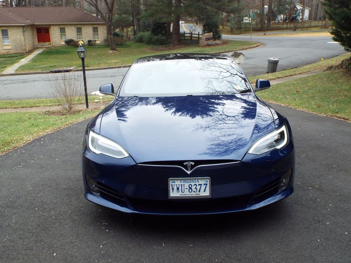 2017 Tesla Model S 75 RWD for sale by owner in Fairfax