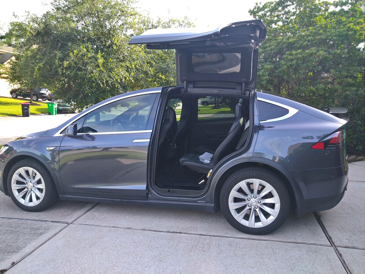 2016 Tesla Model X for sale by owner in Spring