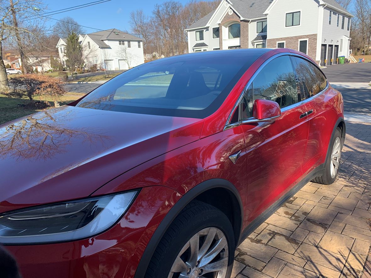2018 Tesla Model X for sale by owner in Edison