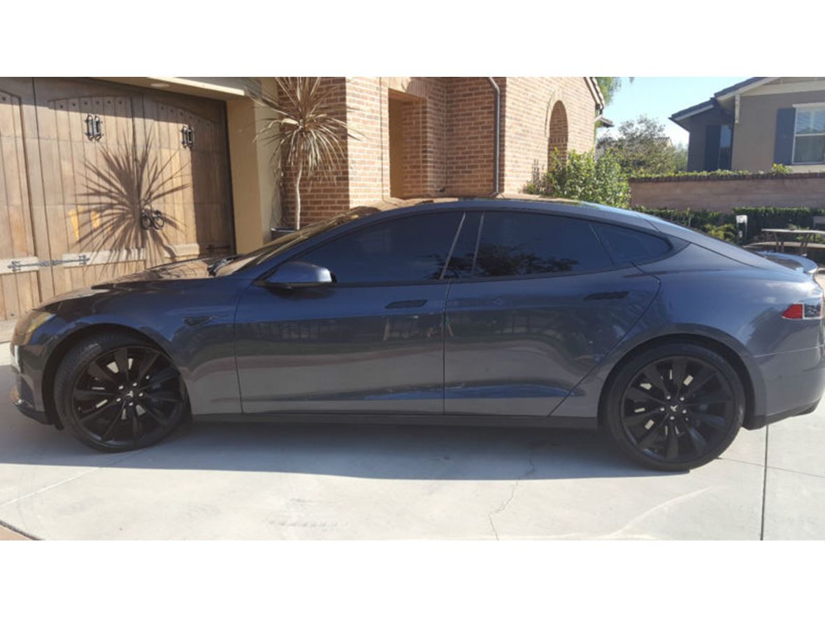 2015 Tesla P90D for sale by owner in Scotts Valley