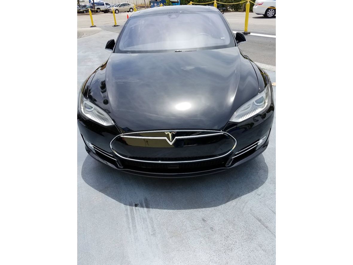 2015 Tesla S for sale by owner in Deland