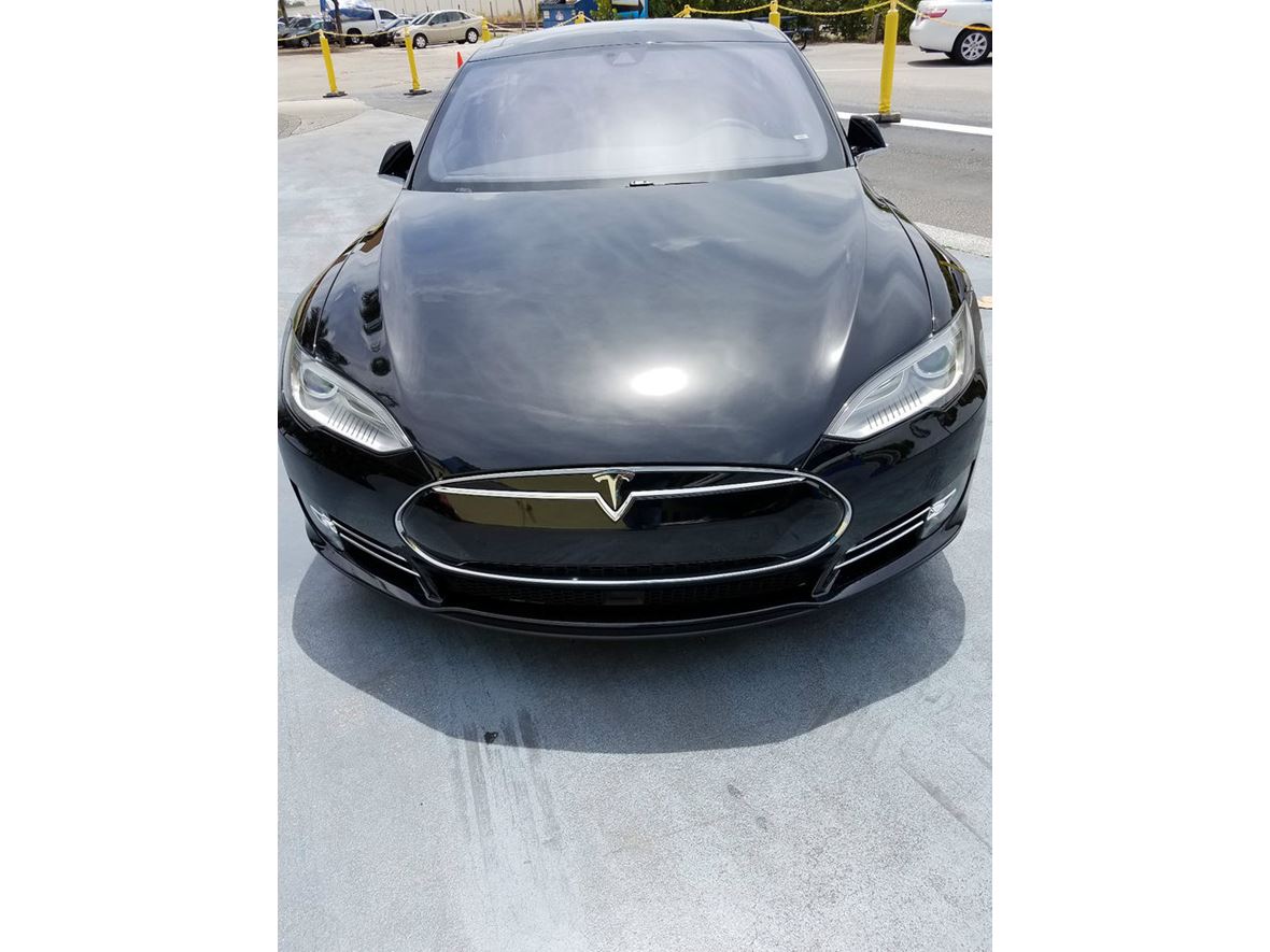 2015 Tesla S for Sale by Owner in Deland, FL 32724