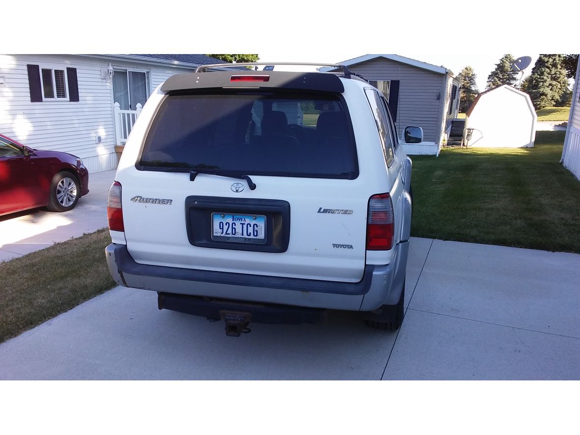 2000 Toyota 4Runner for Sale by Owner in Mitchellville, IA 50169