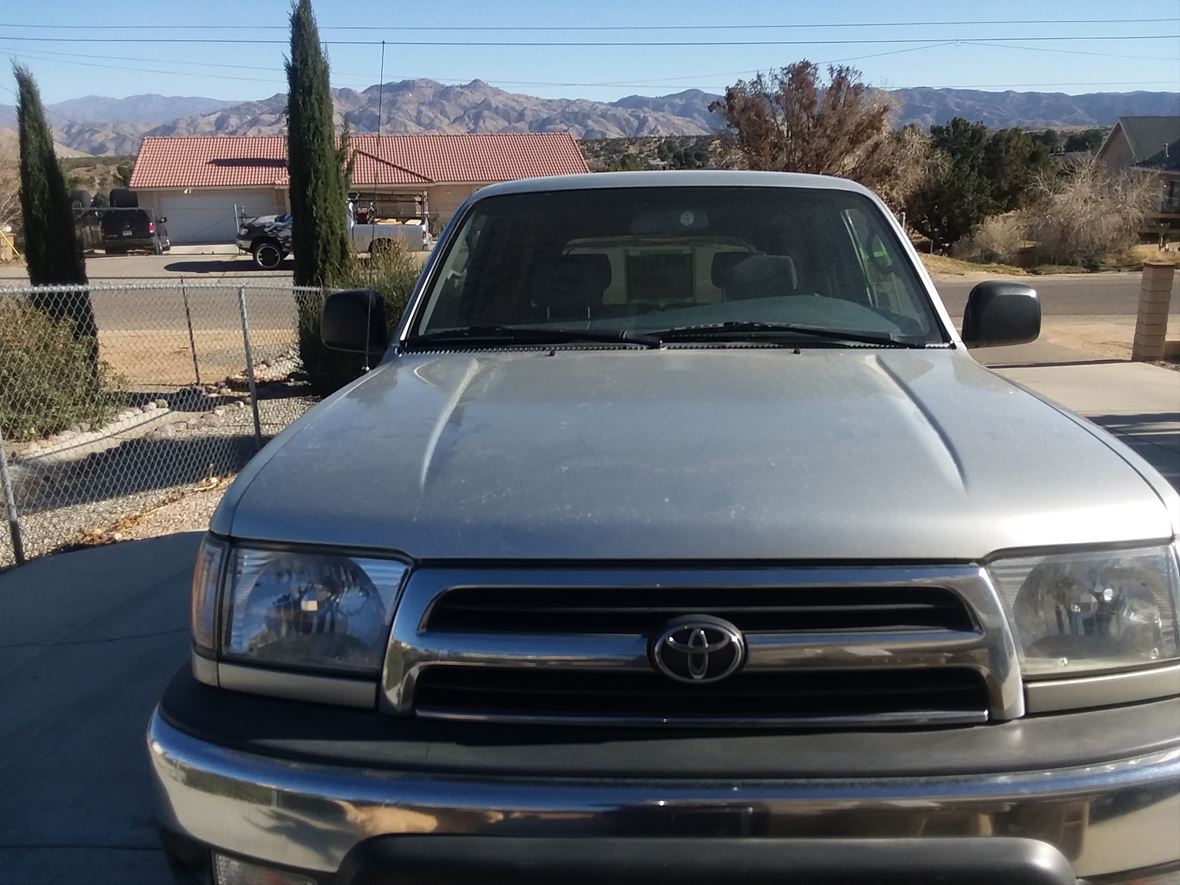 2000 Toyota 4Runner for sale by owner in Hesperia