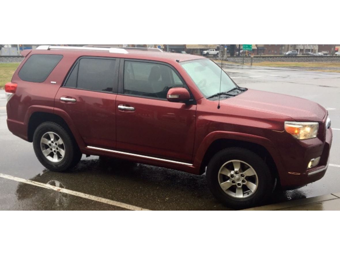 2010 Toyota 4Runner for sale by owner in Muscle Shoals