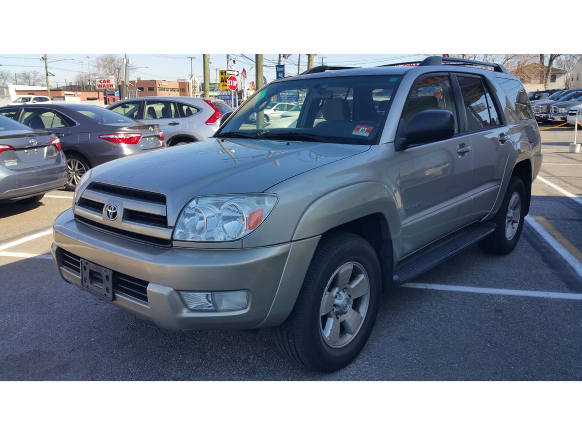 2004 Toyota 4Runner SR5 for sale by owner in Lodi