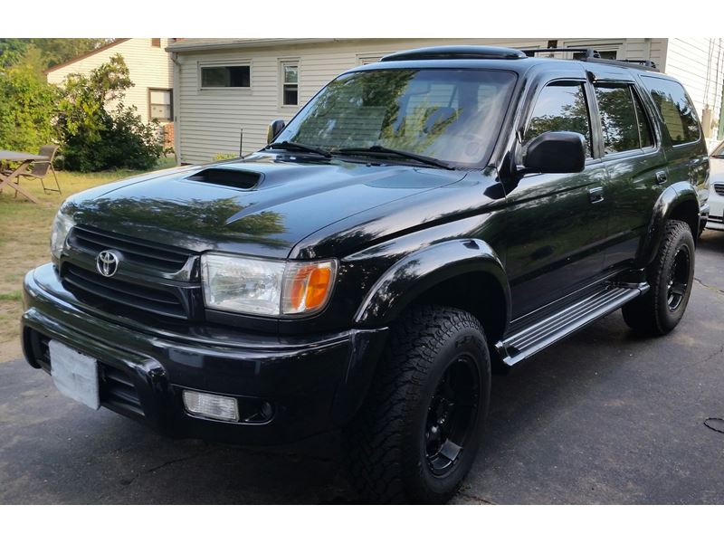 2001 Toyota 4runner Sr5 4wd By Owner In East Hartford Ct 06138