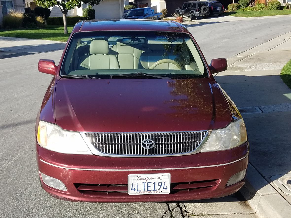 2000 Toyota Avalon for sale by owner in Gilroy