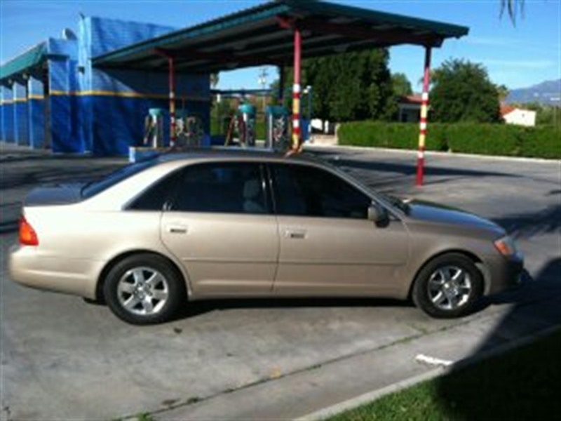 2000 Toyota Avalon for Sale by Owner in Hemet, CA 92544
