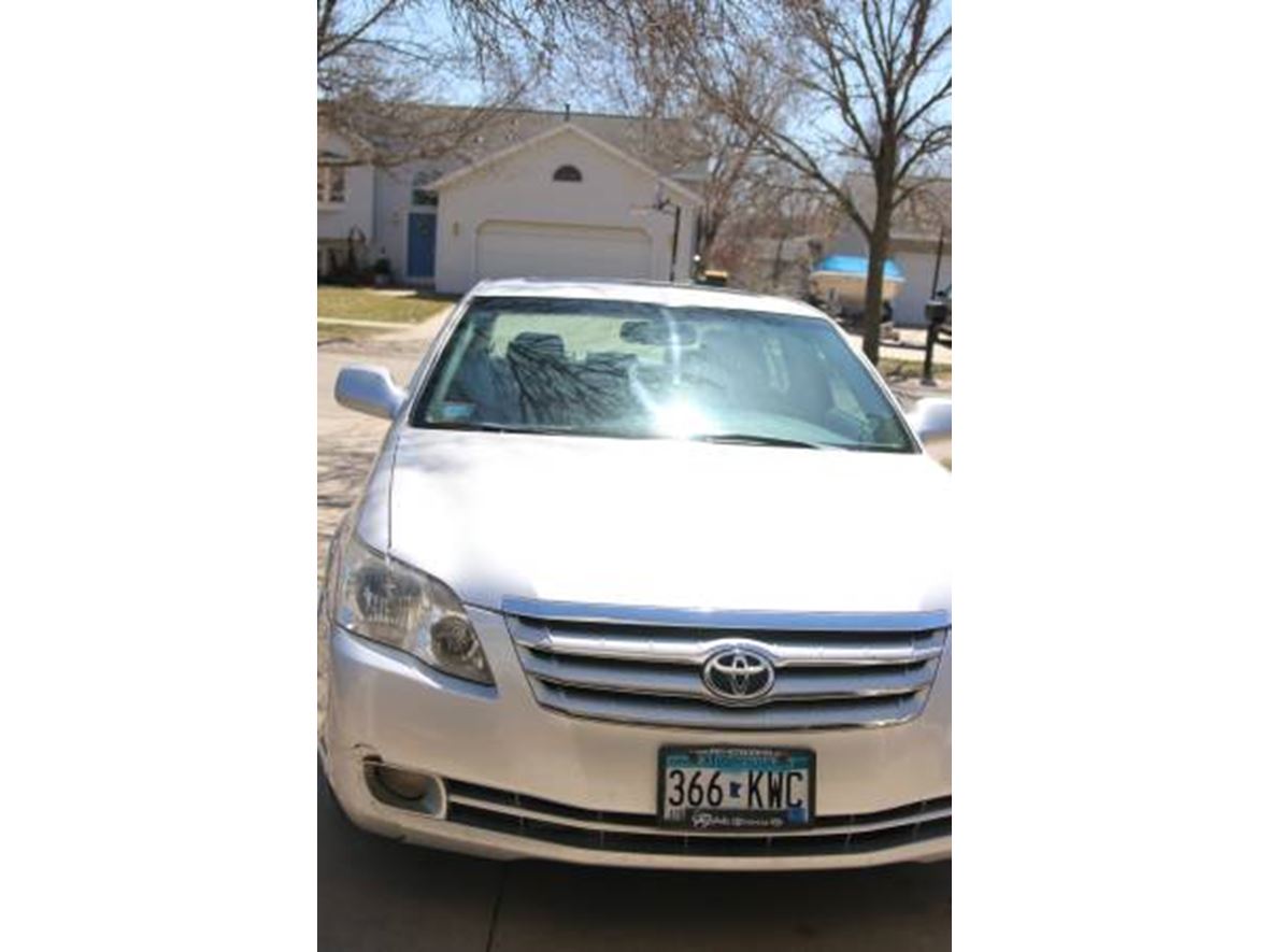 2006 Toyota Avalon for sale by owner in Rochester